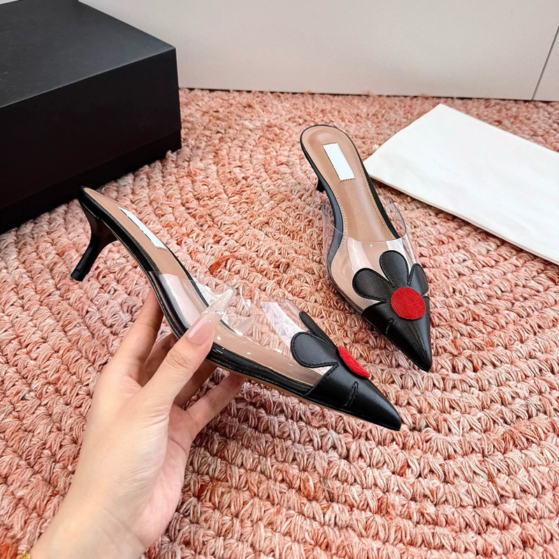 Genuine Leather French Heart-S - огляд і ціна Casual Sandal Leather